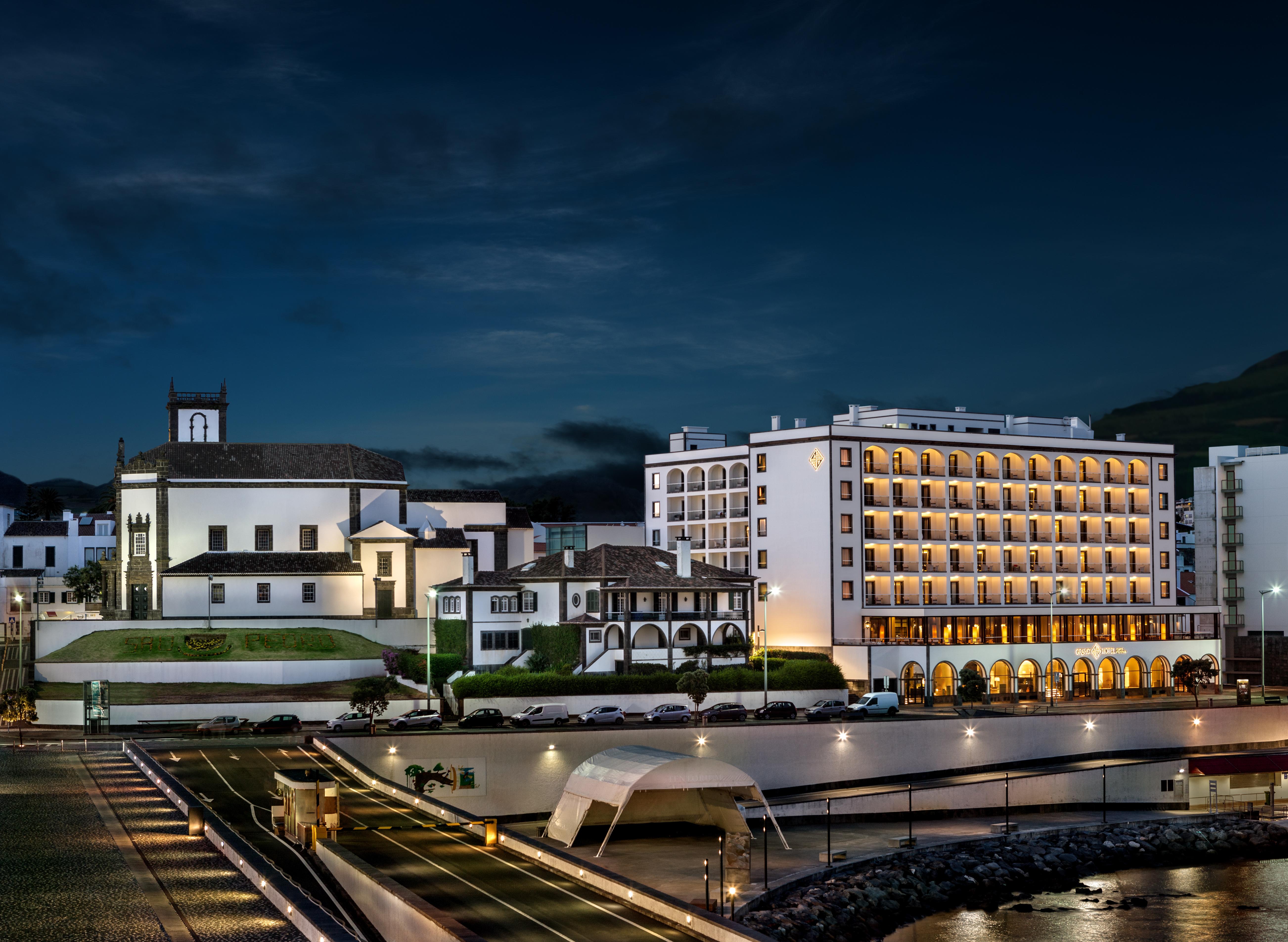 Grand Hotel Acores Atlantico Ponta Delgada  Luaran gambar The town of Caldas da Rainha, the capital of the municipality