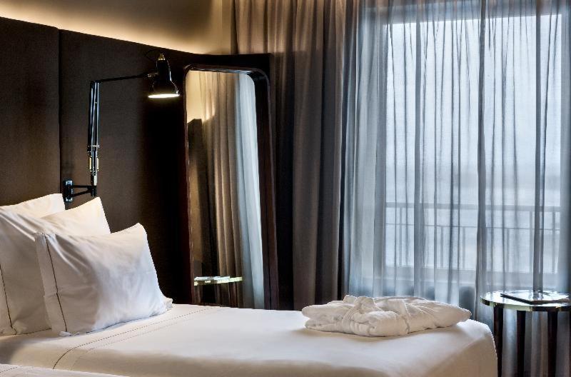 Grand Hotel Acores Atlantico Ponta Delgada  Bilik gambar A room at the hotel